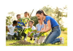 Teaching kids to care for the environment while giving back to their community is a great family-friendly volunteer opportunity. 
